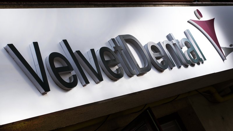 Velvet Dental - Clinica stomatologica, Bucuresti